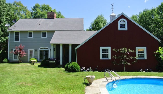 Private pool on 8 acres. Minutes from Hudson, Copake Lake, OMI, Klocke & Olana!