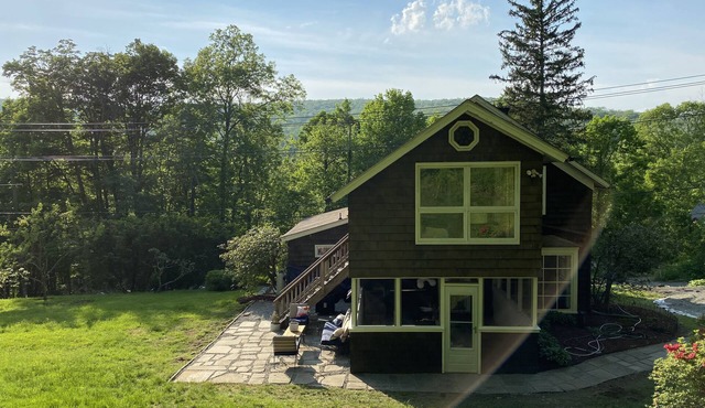 Quintessential Connecticut Living 5BRD/3 bath Home with Game Room and Fire Pit