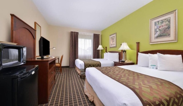 Regency Inn Geneseo IL