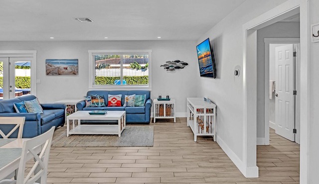Remarkable 4 Bedroom Villa by the Beach
