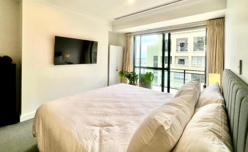 Resort Style CBD 1BR with Carpark & Balcony