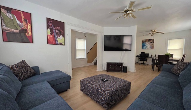 Rustic 3 Bedroom Family Retreat in Mount Vernon, NY near metro north & highways