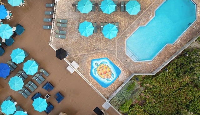 Seaside Symphony | Heated Pool + Beach Bar | 1.7 mi to Alan Shepard Beach Park