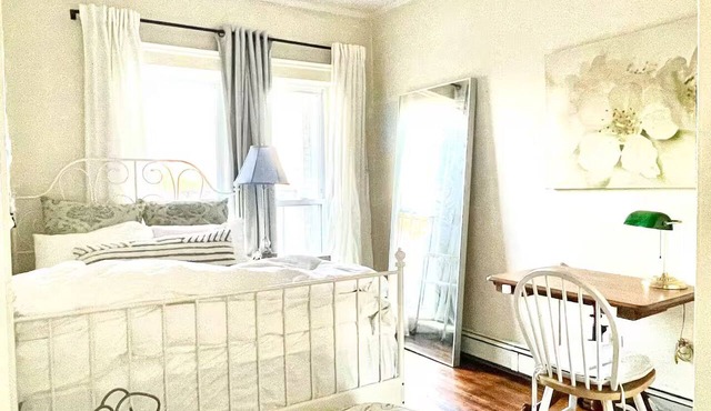 Shared Apartment Private Room: BU, Longwood/Harvard Medical, Fenway