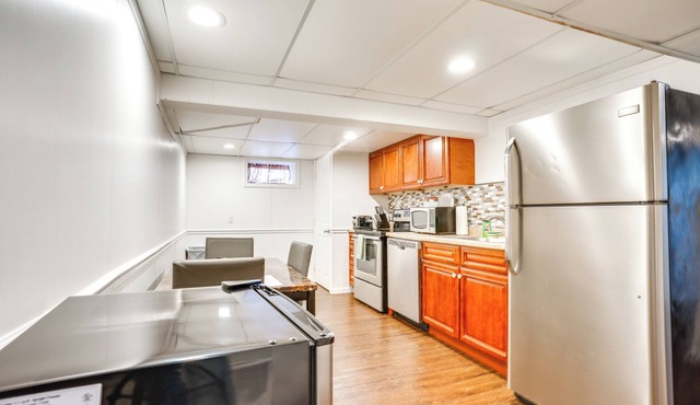 Shared Yard, 4 Mi to NYC: Englewood Apartment!