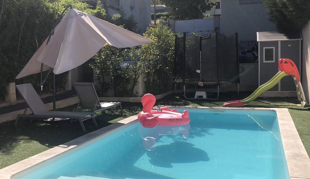 Small Provencal village house with garden and swimming pool