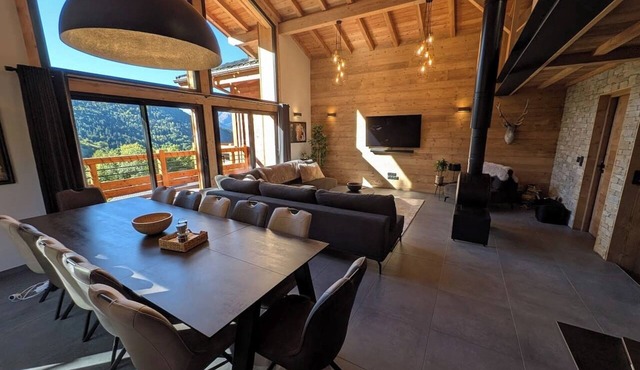 Sophisticated, Relaxed Chic, 7 bedroom & games rom