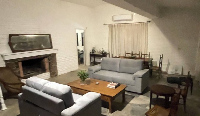 Spacious 4-bedroom house with WiFi, AC in amazing Punta del Este