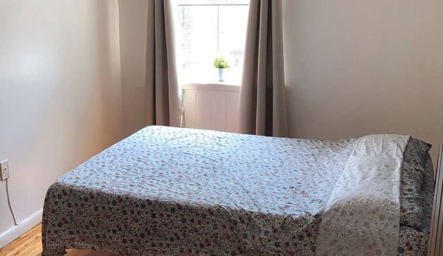 Spacious and comfortable 2/2 apartment located in the heart of brooklyn