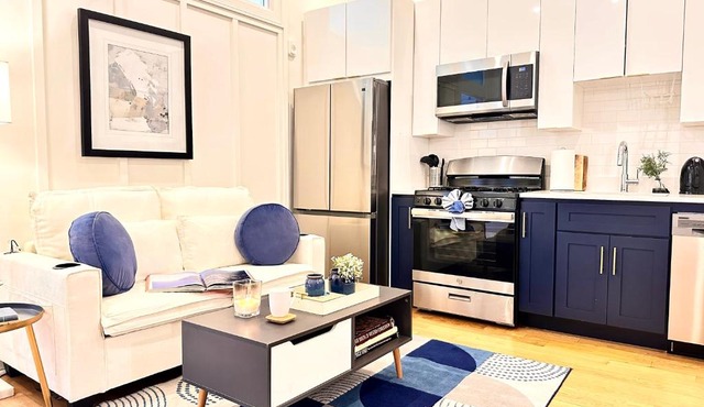 Spacious One-Bedroom with Sofa Bed in Downtown Providence