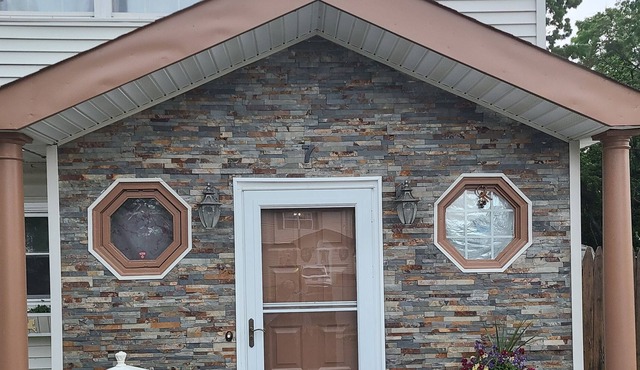 Studio Sleeps 2, Brightwaters Farm