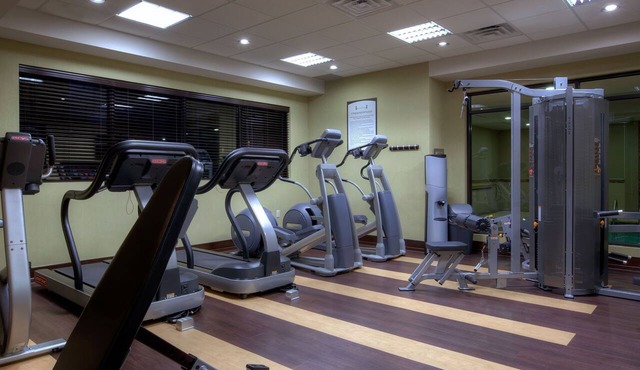 Suite w/Full Kitchen | Free Daily Breakfast