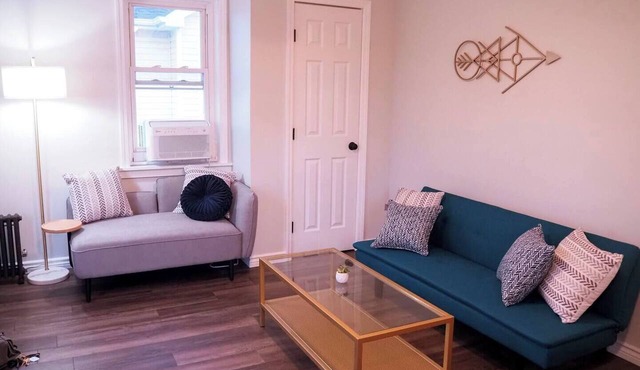 Summer Home Close to Beach, Ocean, LIRR w/Balcony