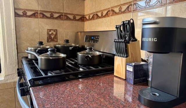 Sunny 3BR Duplex in Queens