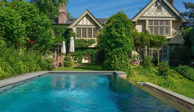 The Baker House 1650