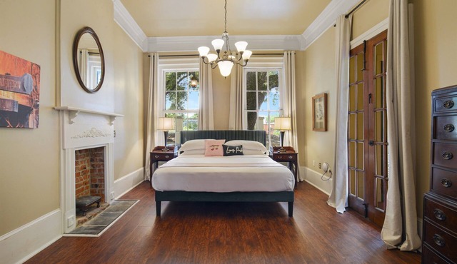 The Marsalis Deluxe Guest House
