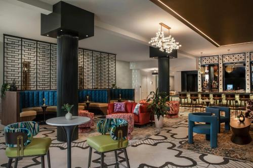 The Monarch Hotel, HQ Collection New Orleans