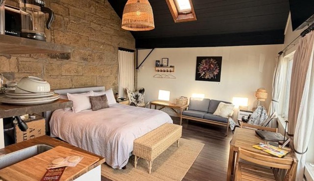 The Stonehouse Makers' Maisonette