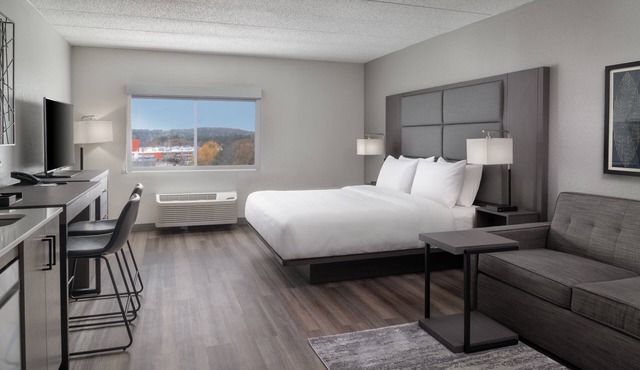 Towneplace Suites by Marriott Framingham
