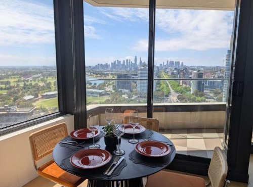 Urban Cowboy Loft with Views Near St Kilda Beach