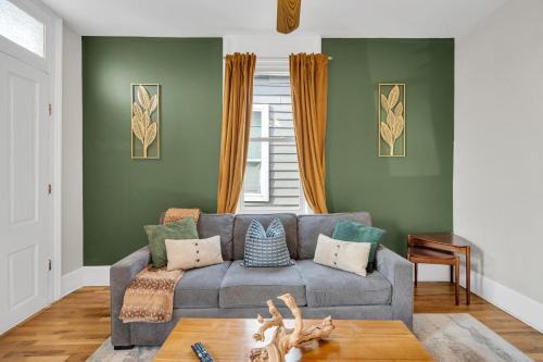 Victorian duplex near Superdome & Quarter