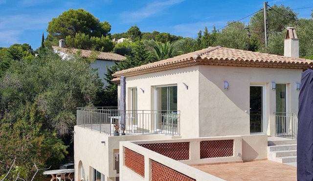 Villa Appartment 100m², Mougins, incredible view, superb indoor pool