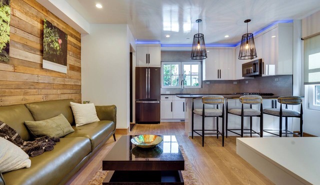 Walk to Dining & Marina! Modern Stamford Condo