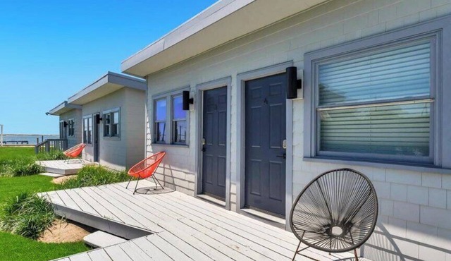 Waterfront studio and more in a Boutique Hotel, Heart of Hampton Bays,.