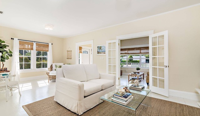 West Palm Beach 2 Bedroom Getaway