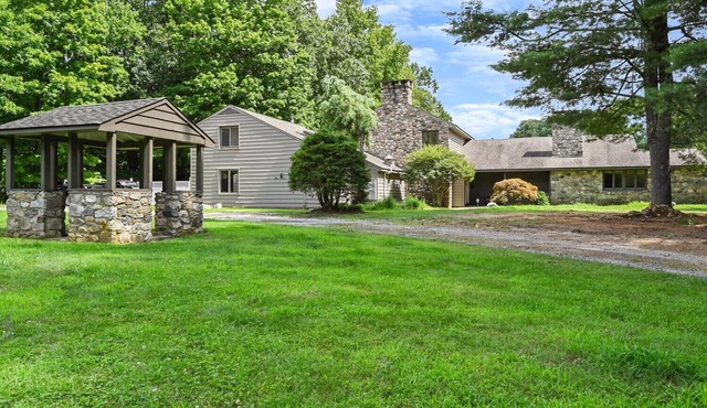 West Redding Home with Pool