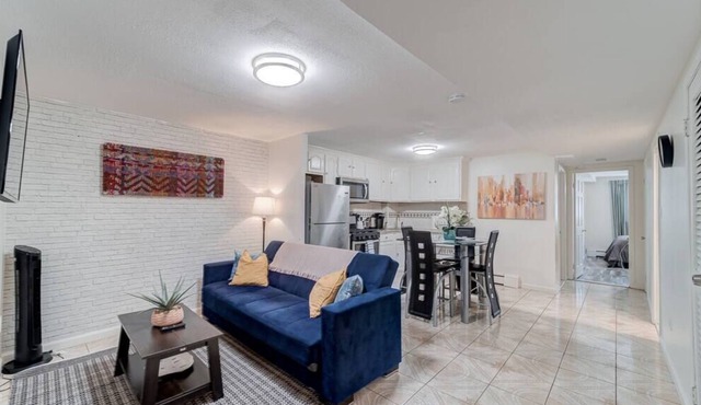 Wonderful Getaway in Canarsie Brooklyn w/Parking