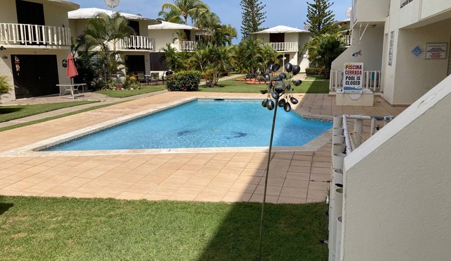 Your cozy 2-bedroom garden apartment at Villa Taina, WiFi, sleeps 6