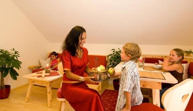 Zirben Appartements - Bio Ferienhof Ottingerhof