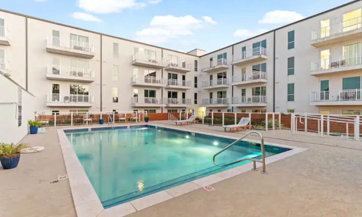New Orleans Condo | Luxury 2 Bedroom Condo in Vibrant NOLA Bywater!