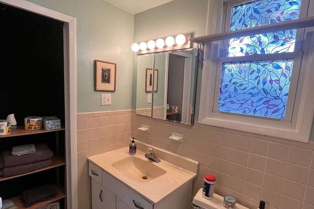 Photo of Bathroom in Tarrytown