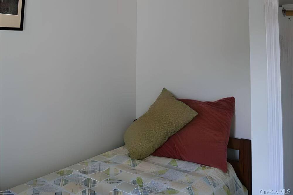 Photo of Bedroom in Rye