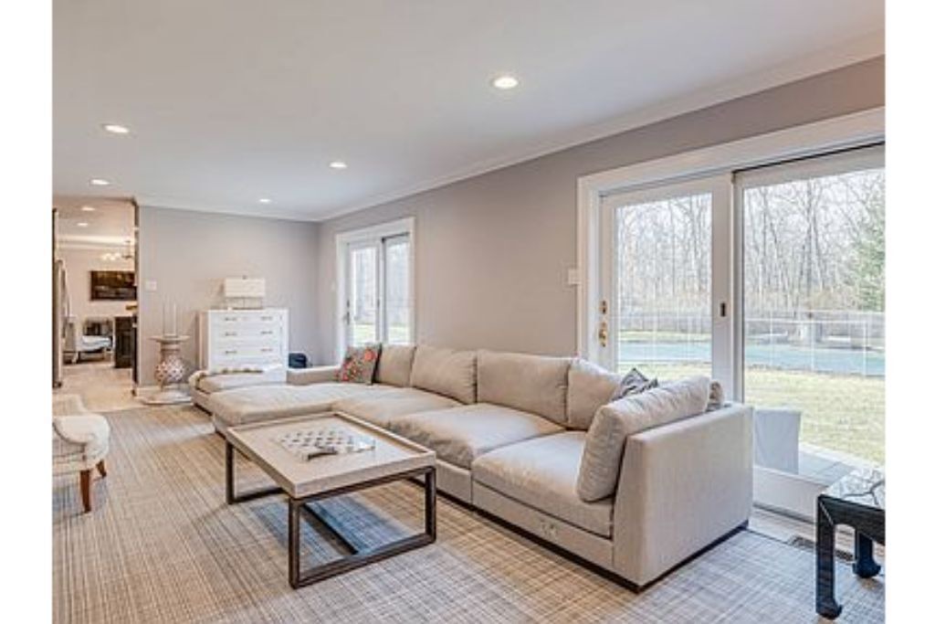 Photo of Livingroom in Springs