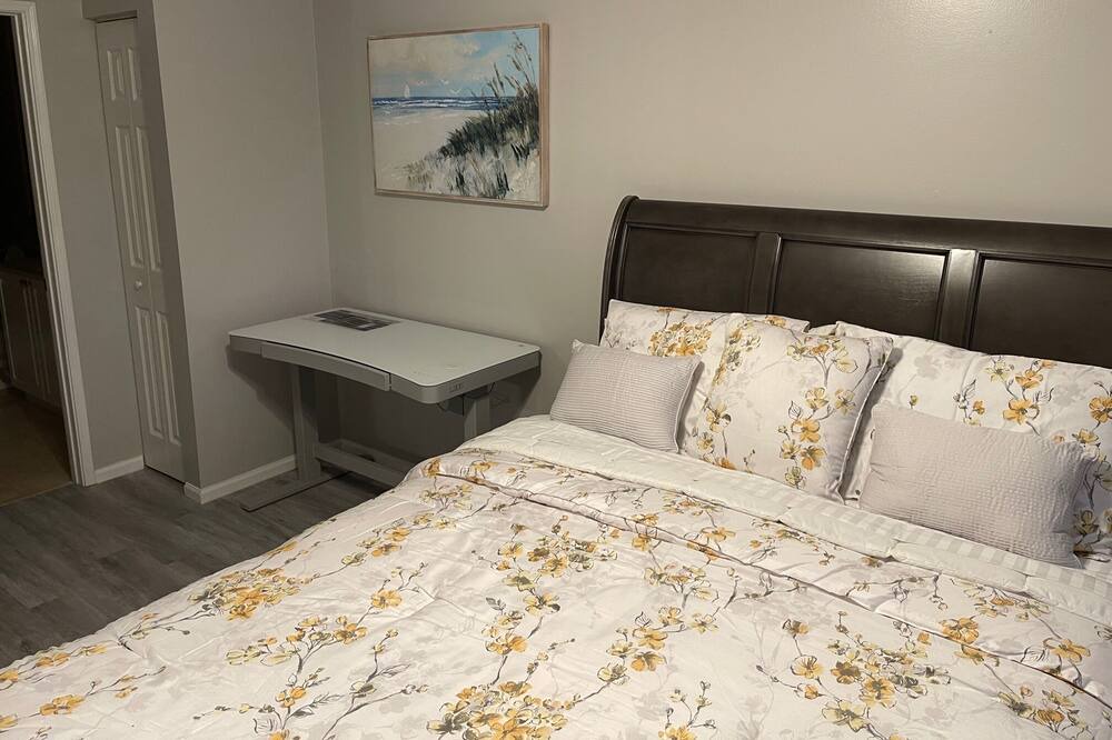 Photo of Bedroom in Grandview Heights