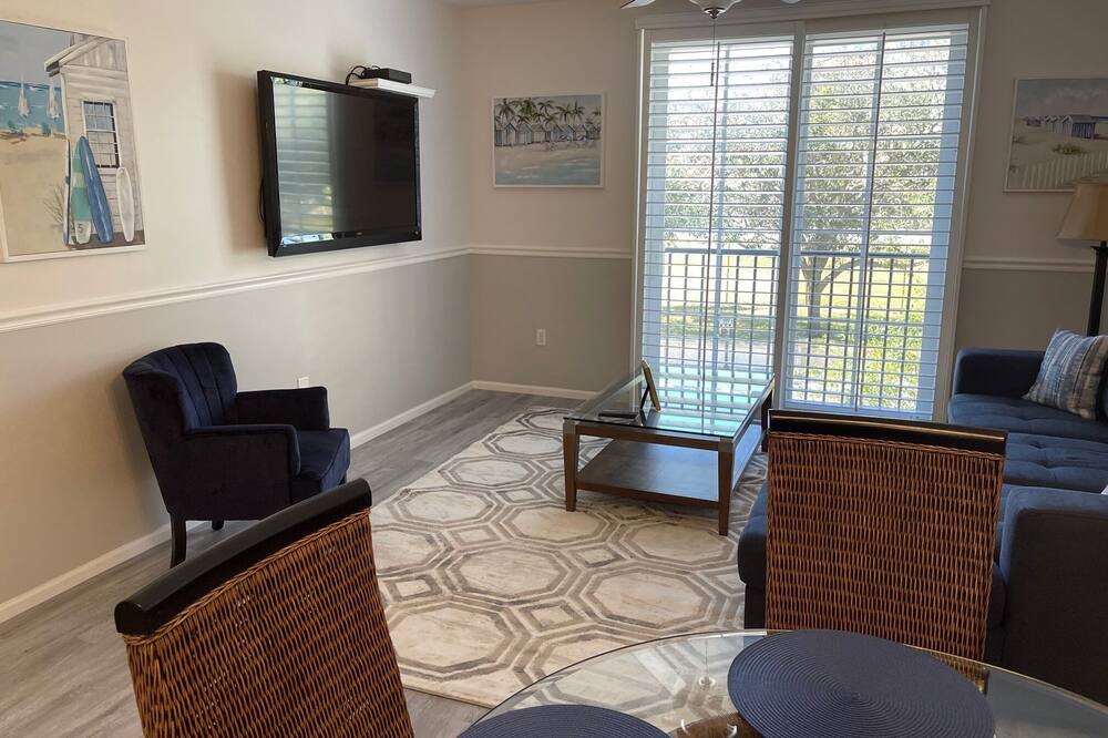 Photo of Livingroom in Grandview Heights
