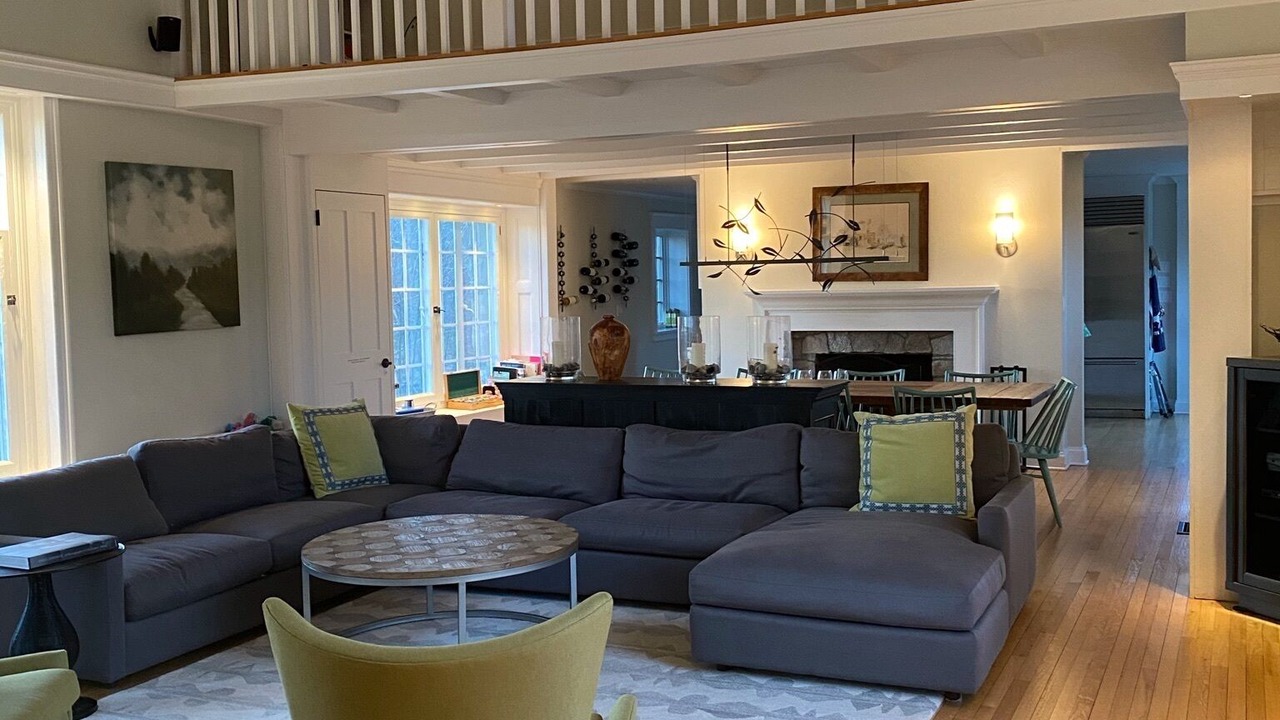 Photo of Livingroom in Wilton