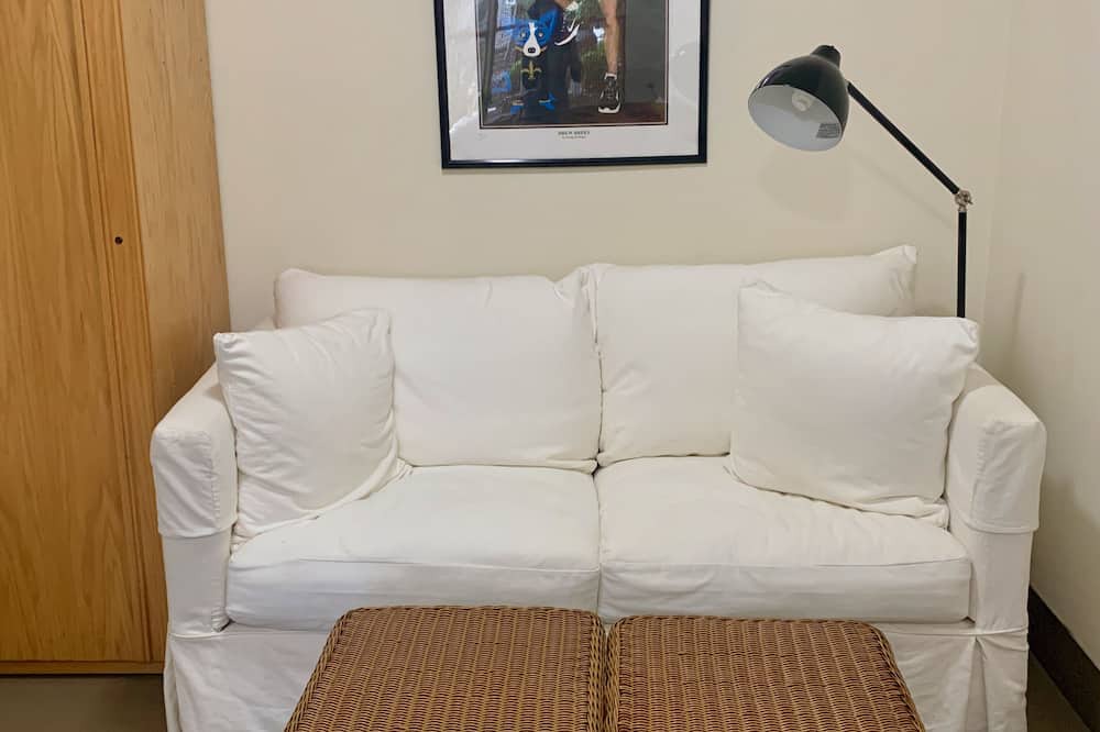 Photo of Livingroom in Audubon