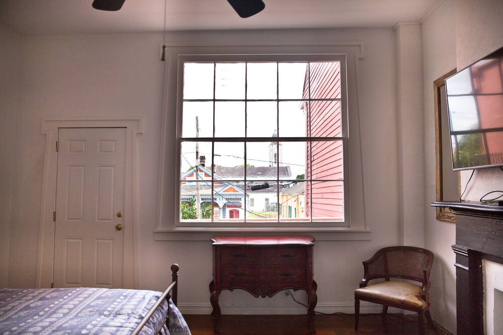 Photo of Bedroom in Treme