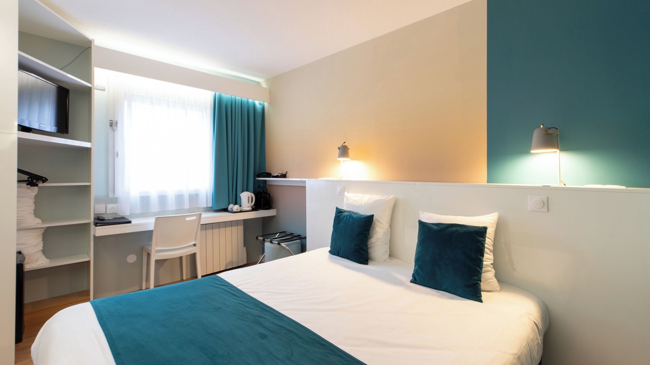 Photo of Bedroom in Oyonnax