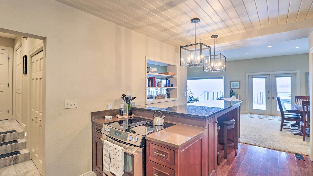 Photo of Kitchen in Lakeside