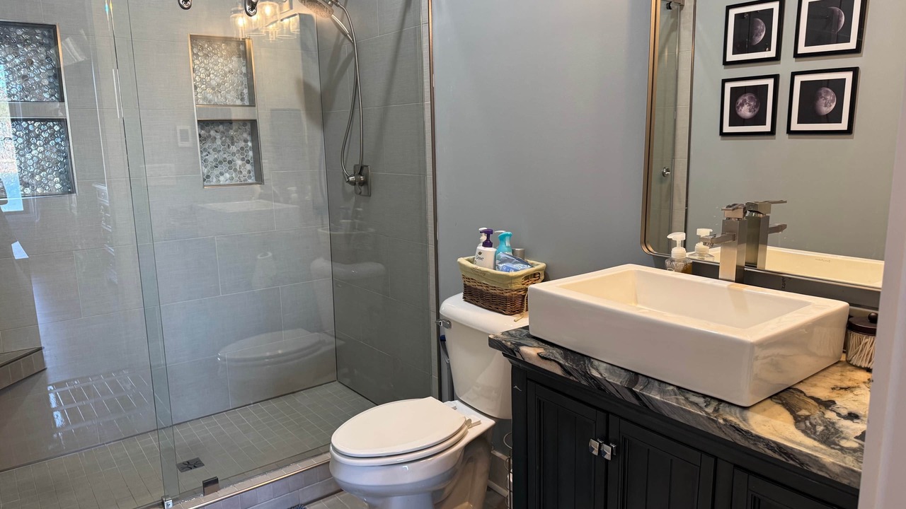 Photo of Bathroom in Six Mile