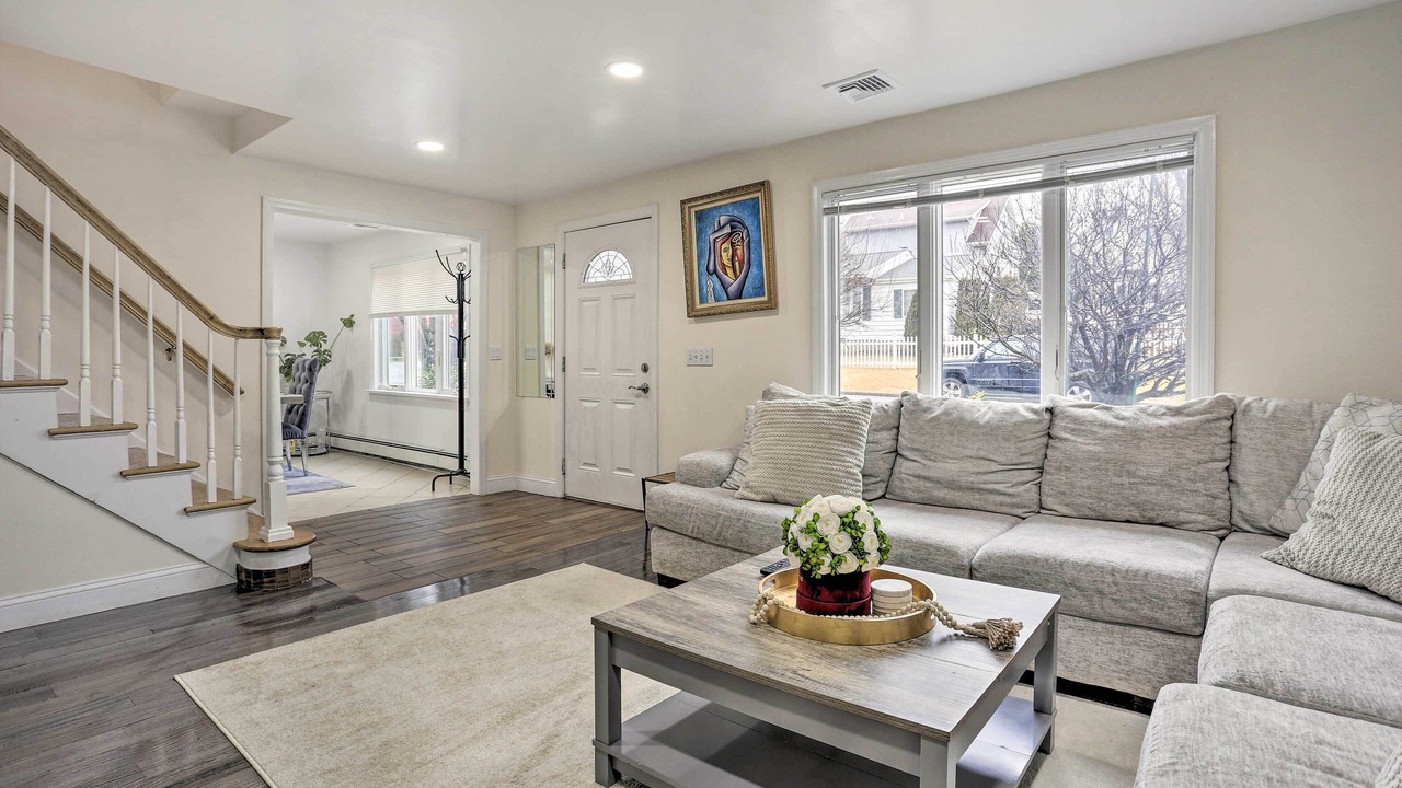 Photo of Livingroom in Mamaroneck