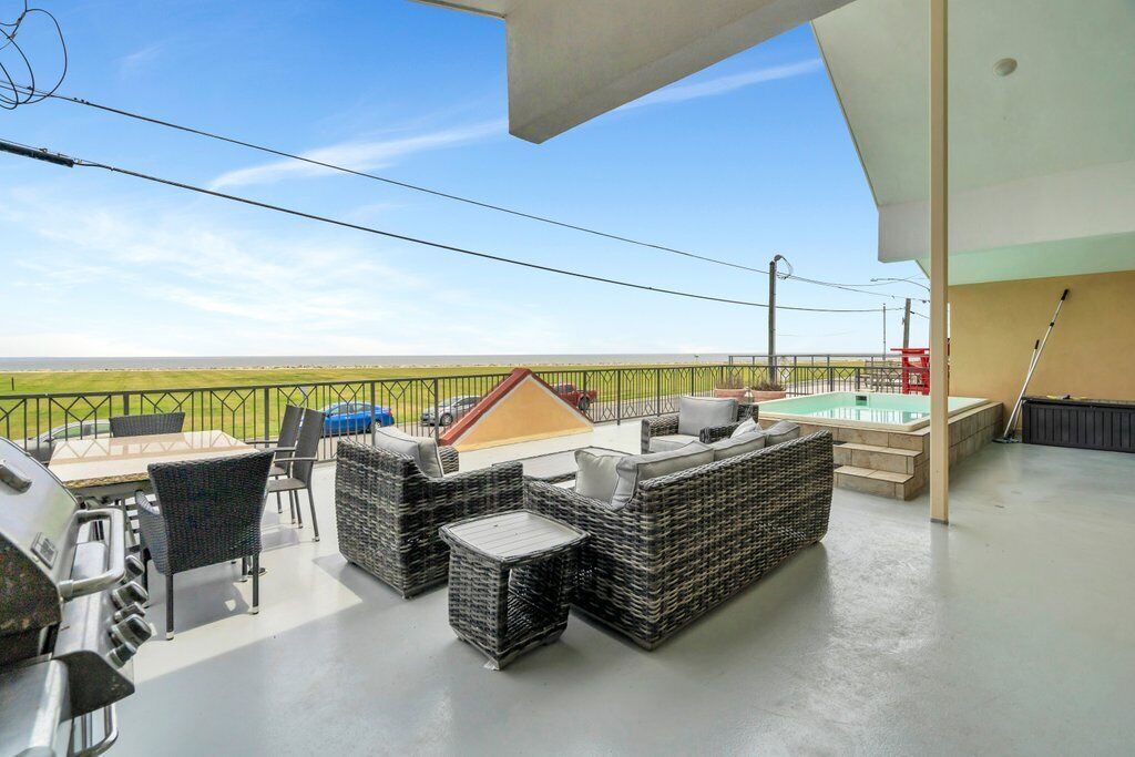 Photo of Patio Balcony in West End