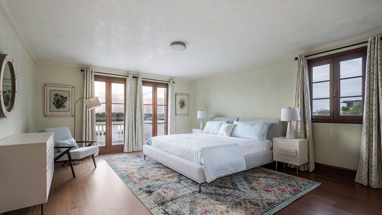 Photo of Bedroom in Bridgehampton