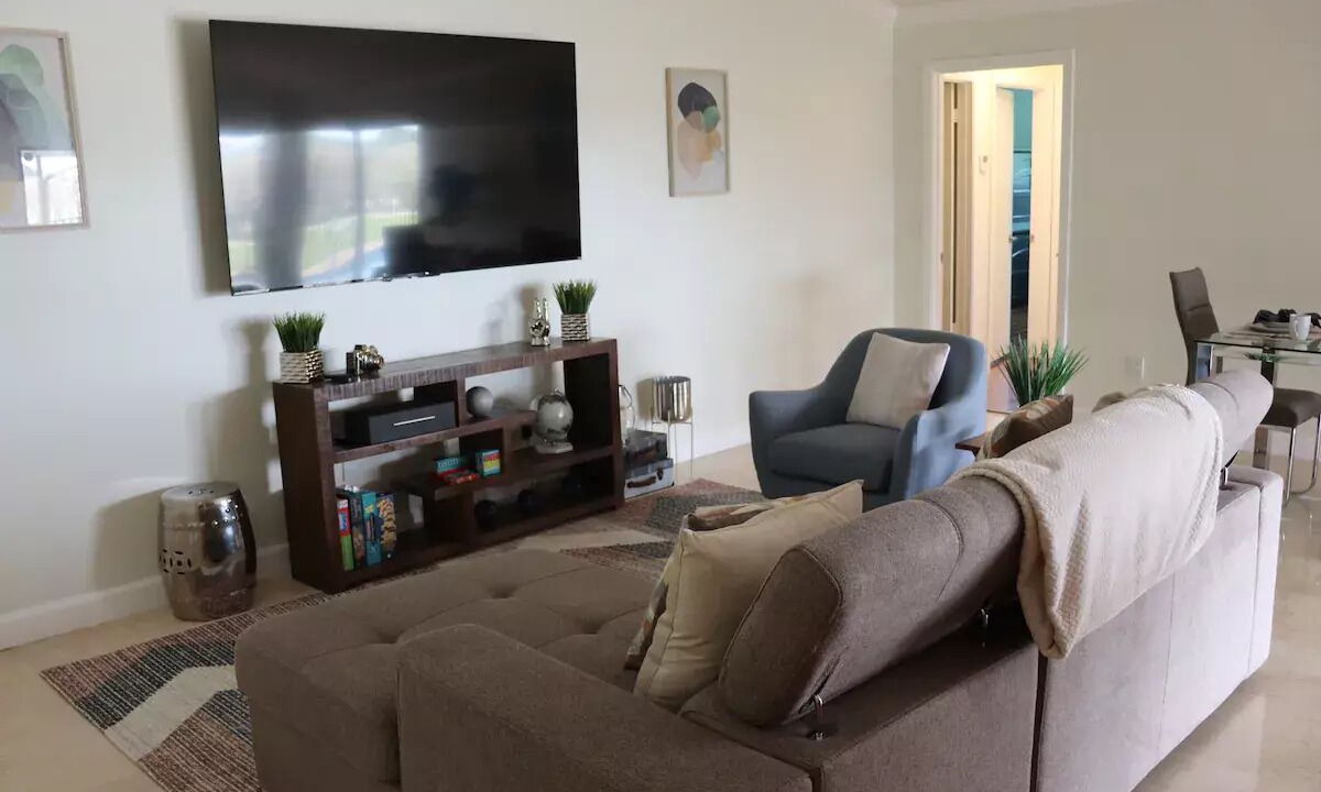 Photo of Livingroom in Jog Road