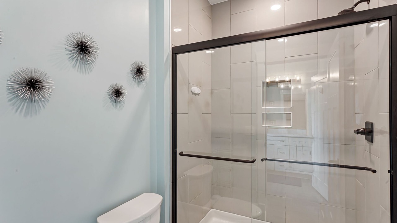 Photo of Bathroom in Bermuda Bay
